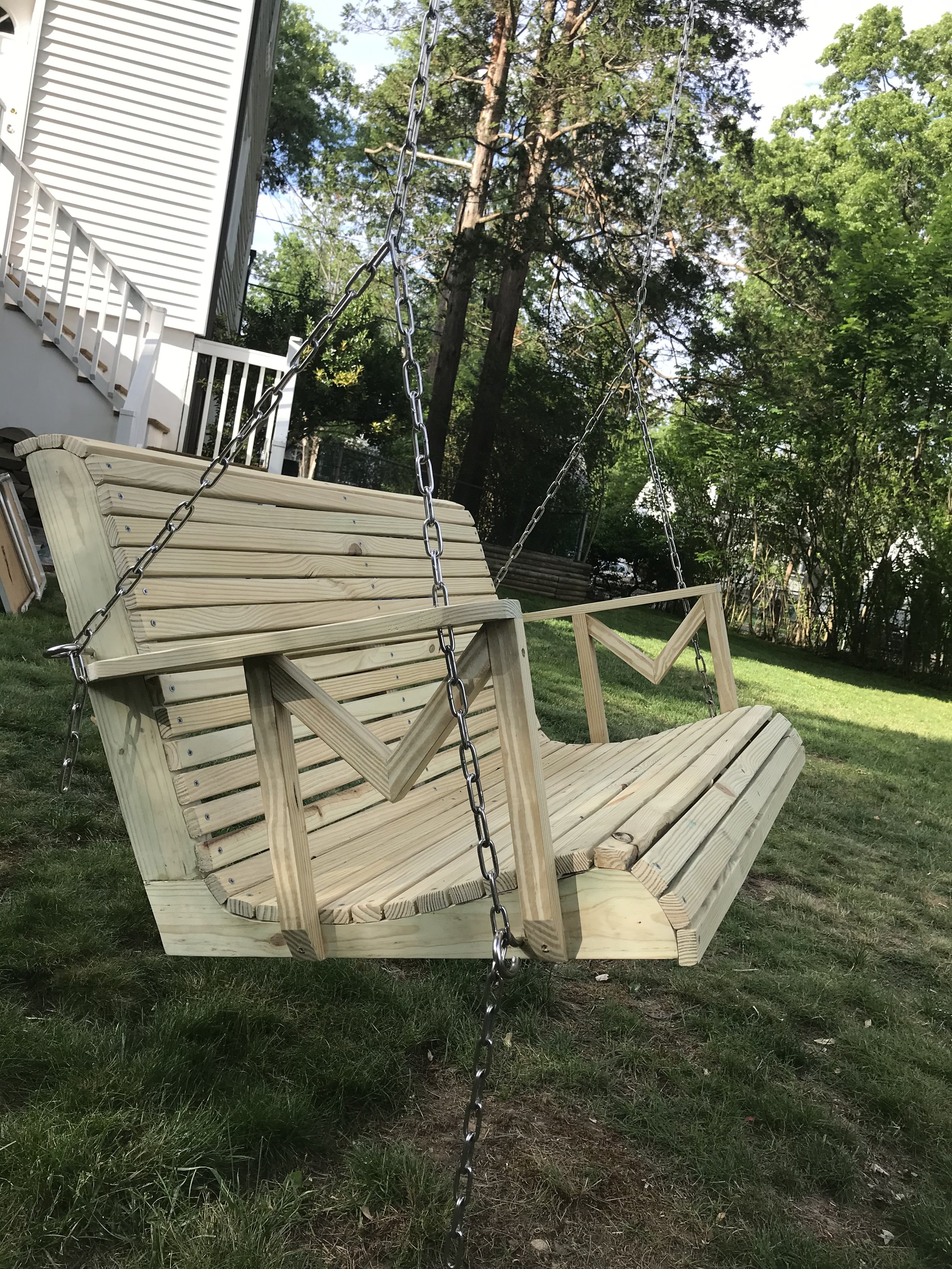 The first test hang! My intuition was right, the scooped seat is super comfy. I wish I’d gotten a photo of draping the chain over the tree- it required going up a ridiculously tall ladder.